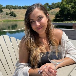 Meet your Posher, Faydra